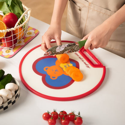 Bear & Daisy Double-Sided Chopping Board