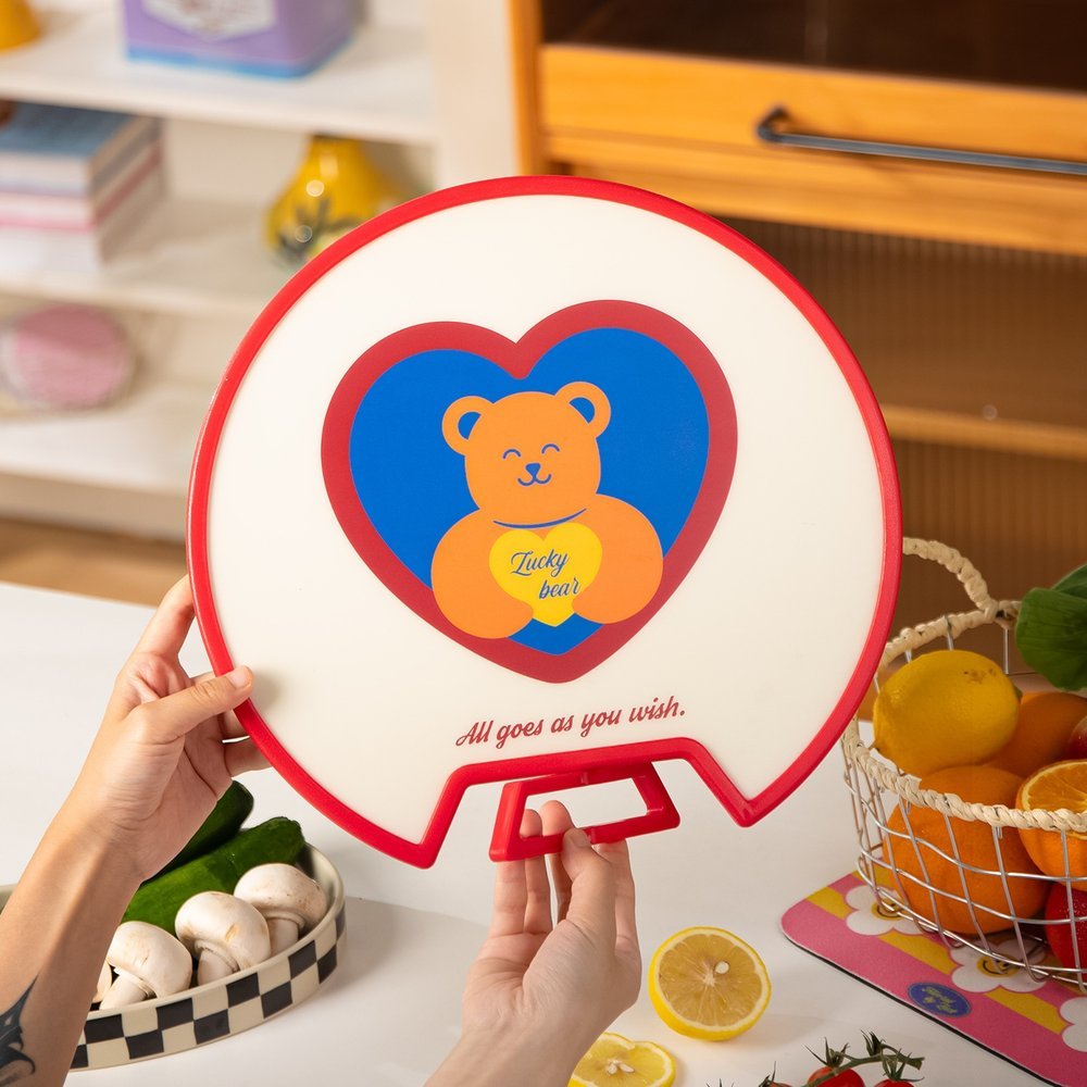 Bear & Daisy Double-Sided Chopping Board